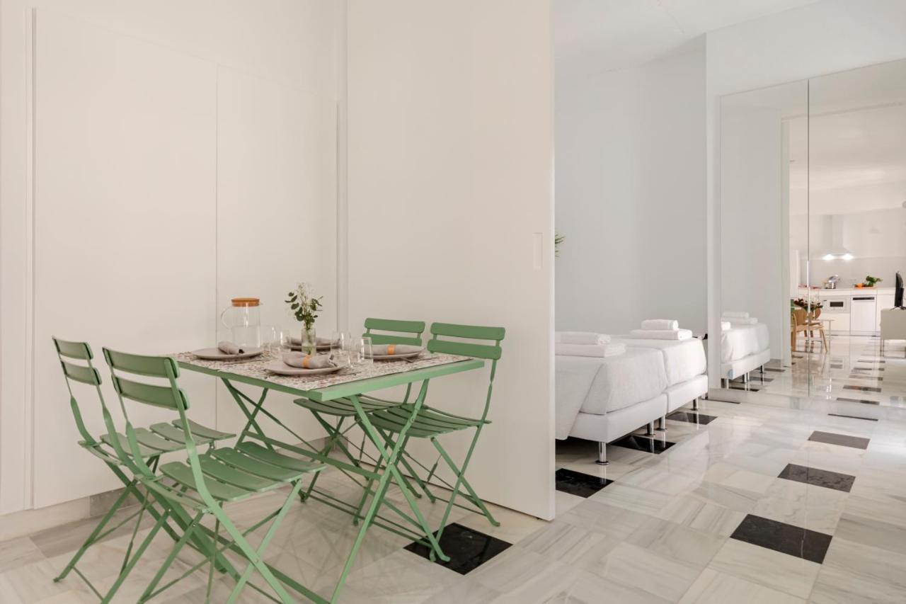 Aurora Terrace Apartments Sevilla Dış mekan fotoğraf