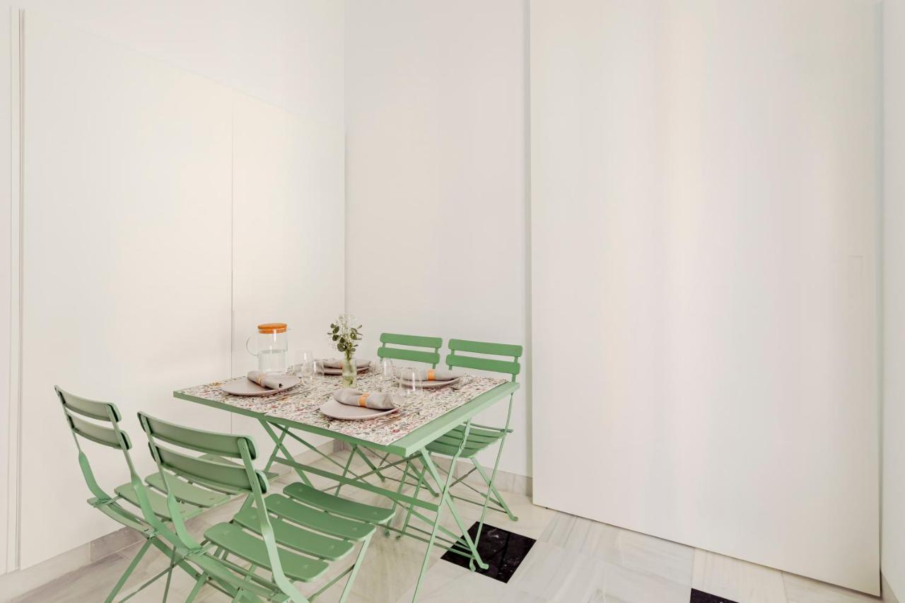 Aurora Terrace Apartments Sevilla Dış mekan fotoğraf